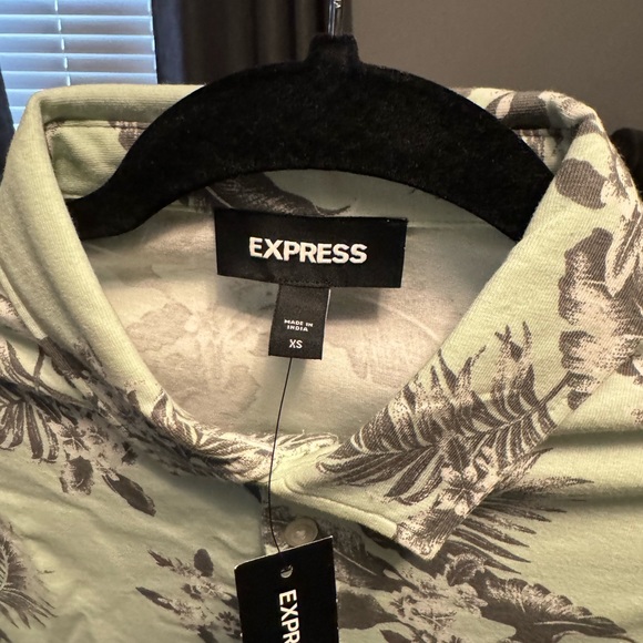 Express Polo - Picture 2 of 3
